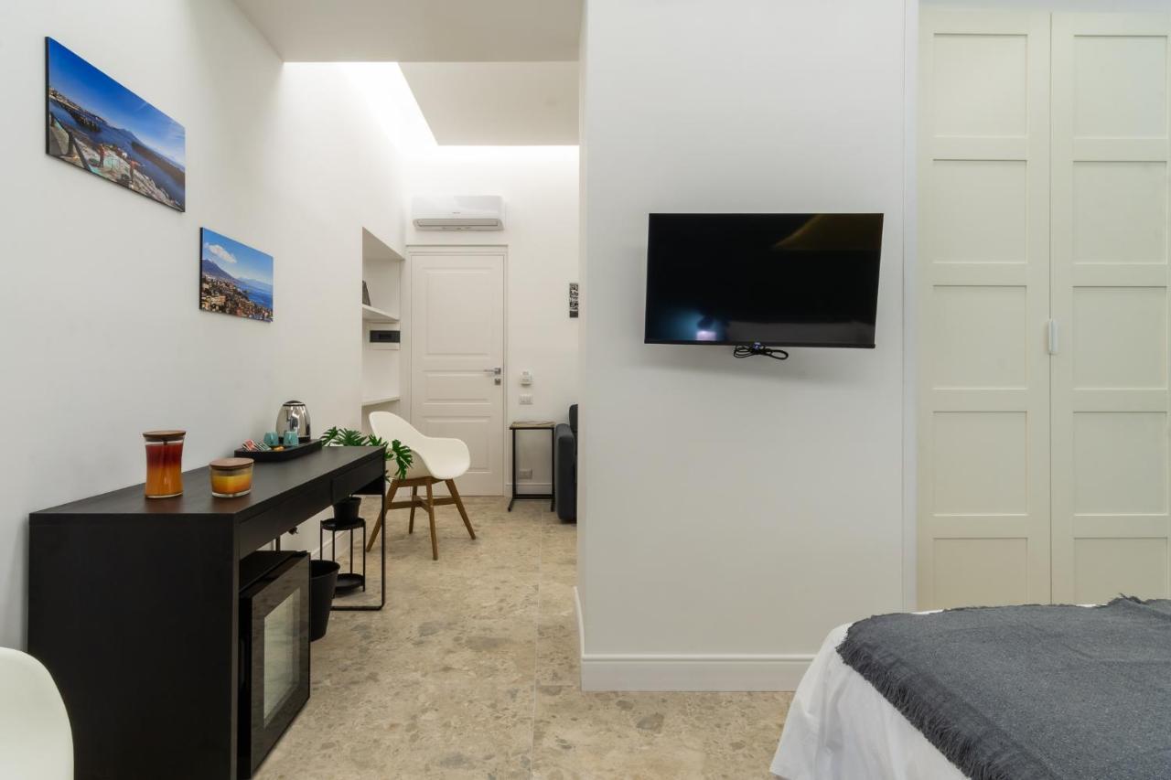 Naos Bed & Breakfast Naples Exterior photo